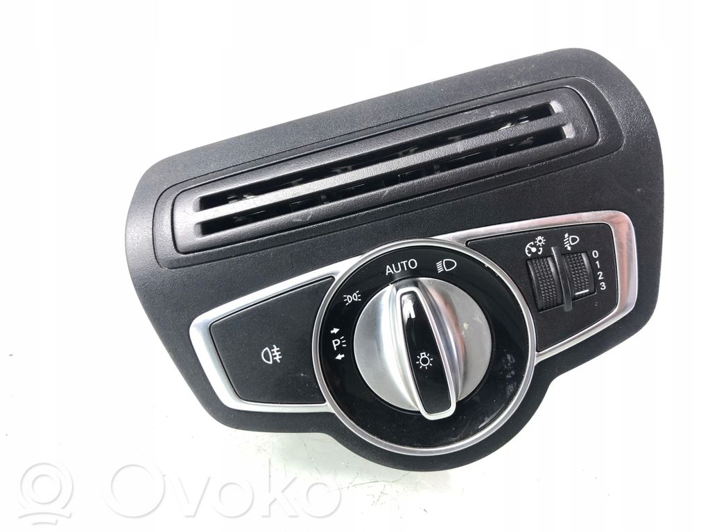 Mercedes-Benz C W205 Interruptor de luz 