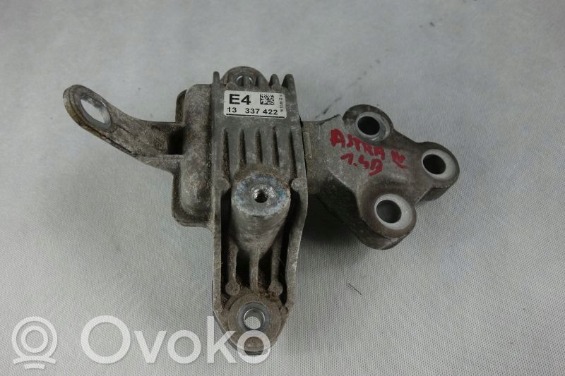 Opel Astra J Engine mount bracket 