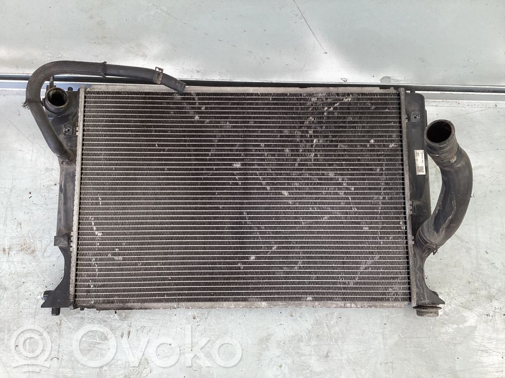 Toyota Avensis T250 Chłodnica 