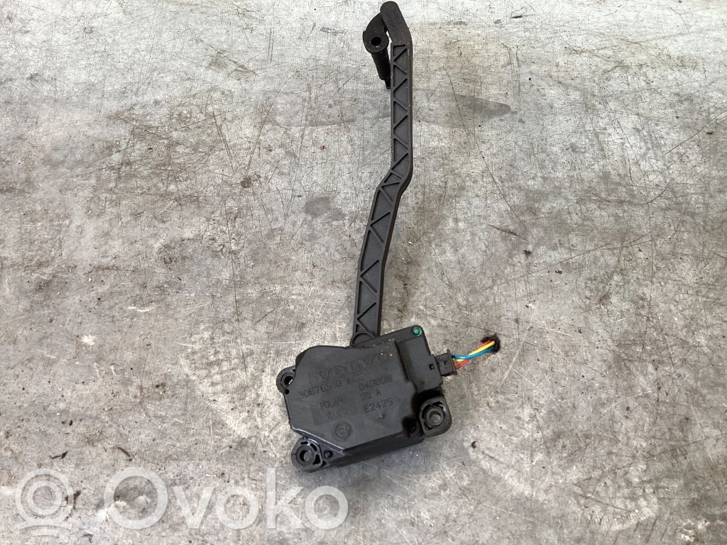 Volvo S60 Oro sklendės varikliukas 