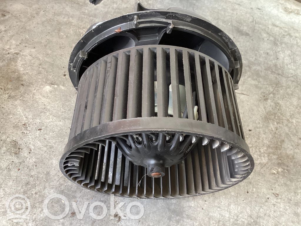 Renault Modus Pečiuko ventiliatorius/ putikas 