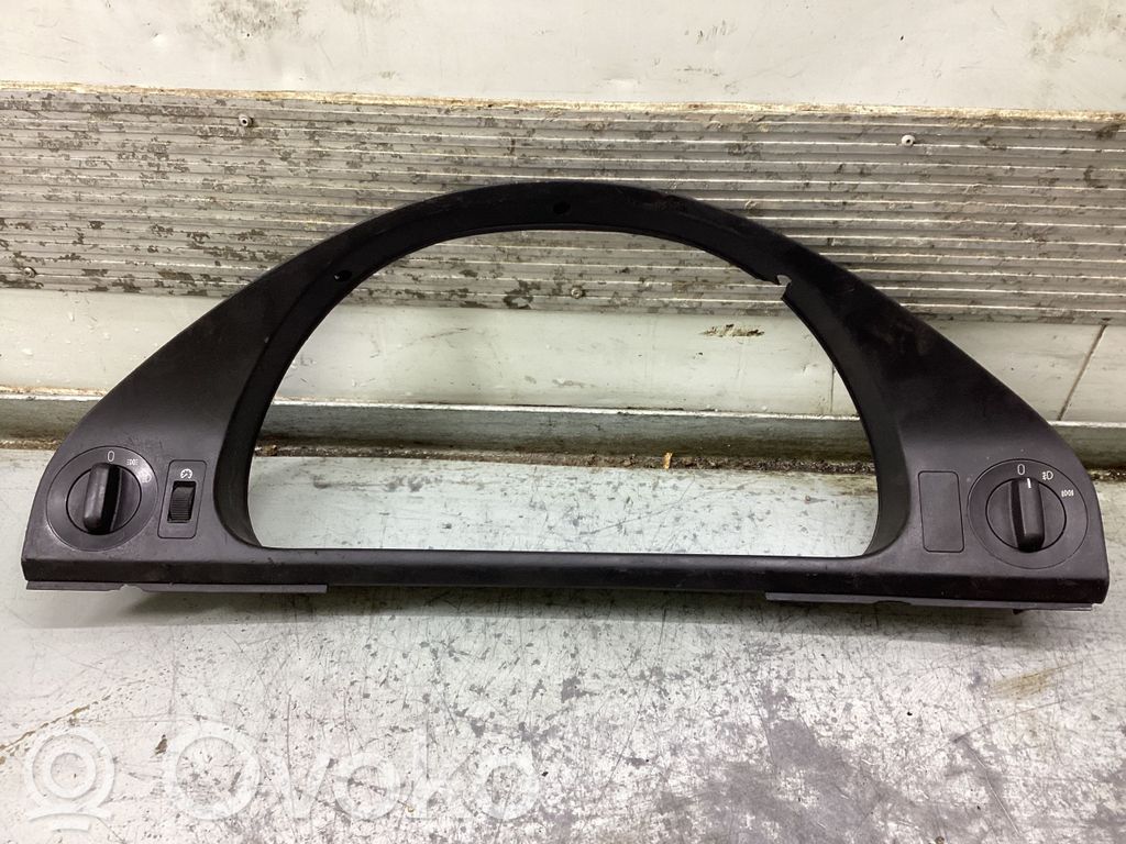 BMW 5 E39 Cornice cruscotto 