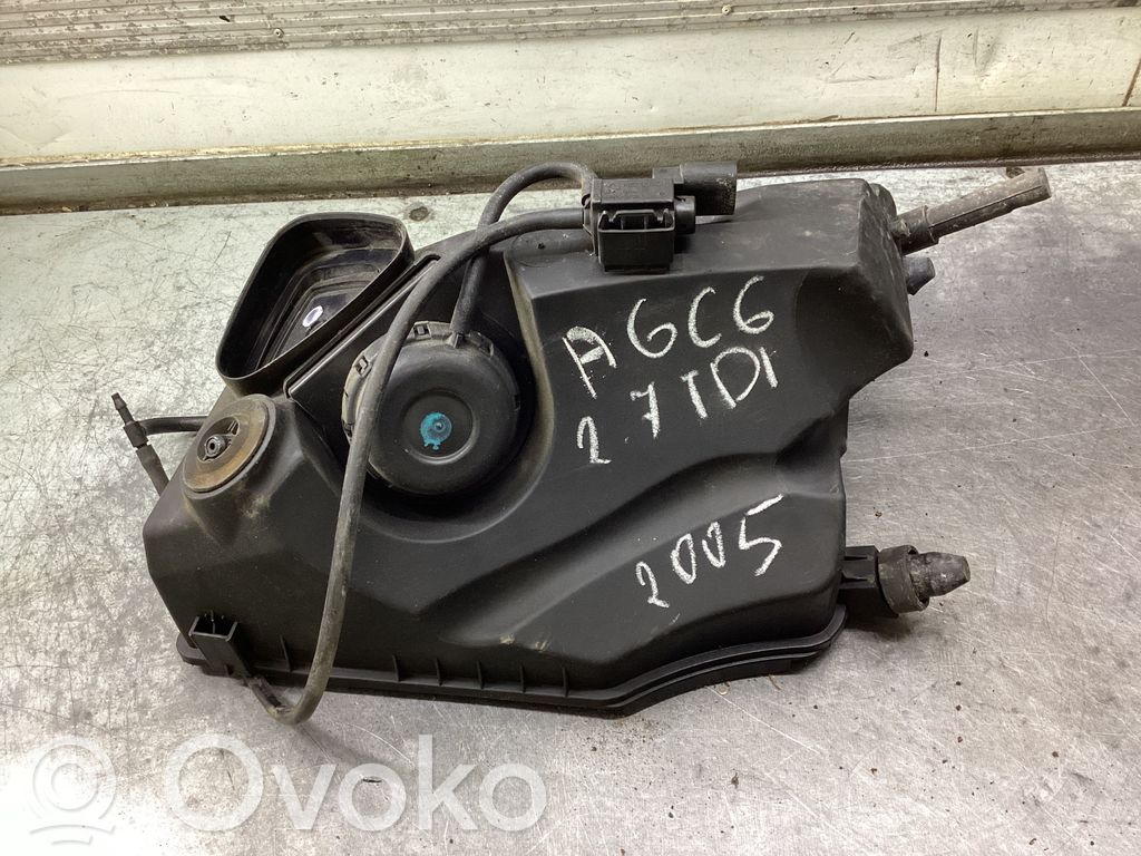 Air filter box   059133835E,6572861,059133843B