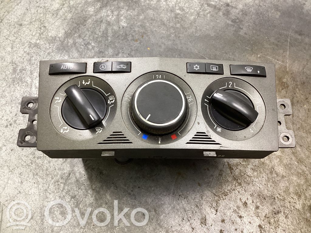Opel Antara Climate control unit 