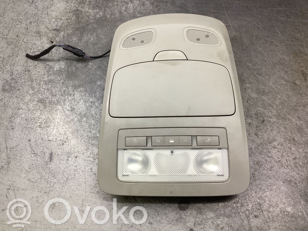 Opel Zafira C Priekinių vietų apšvietimo žibintas 