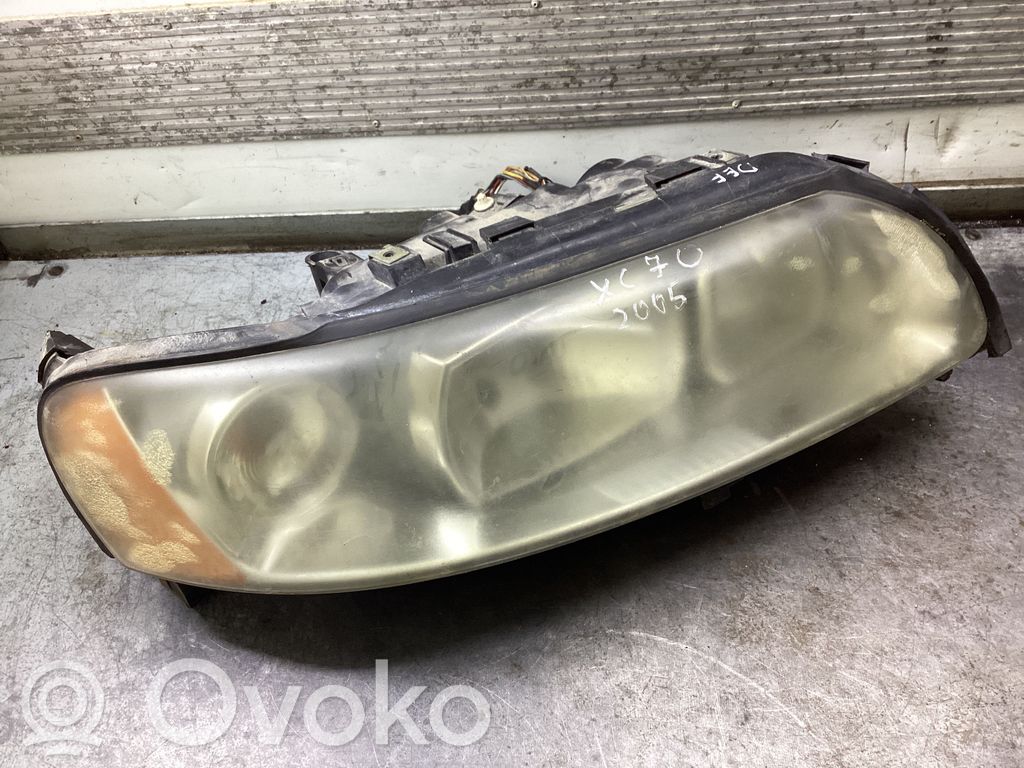 Volvo XC70 Headlight/headlamp 
