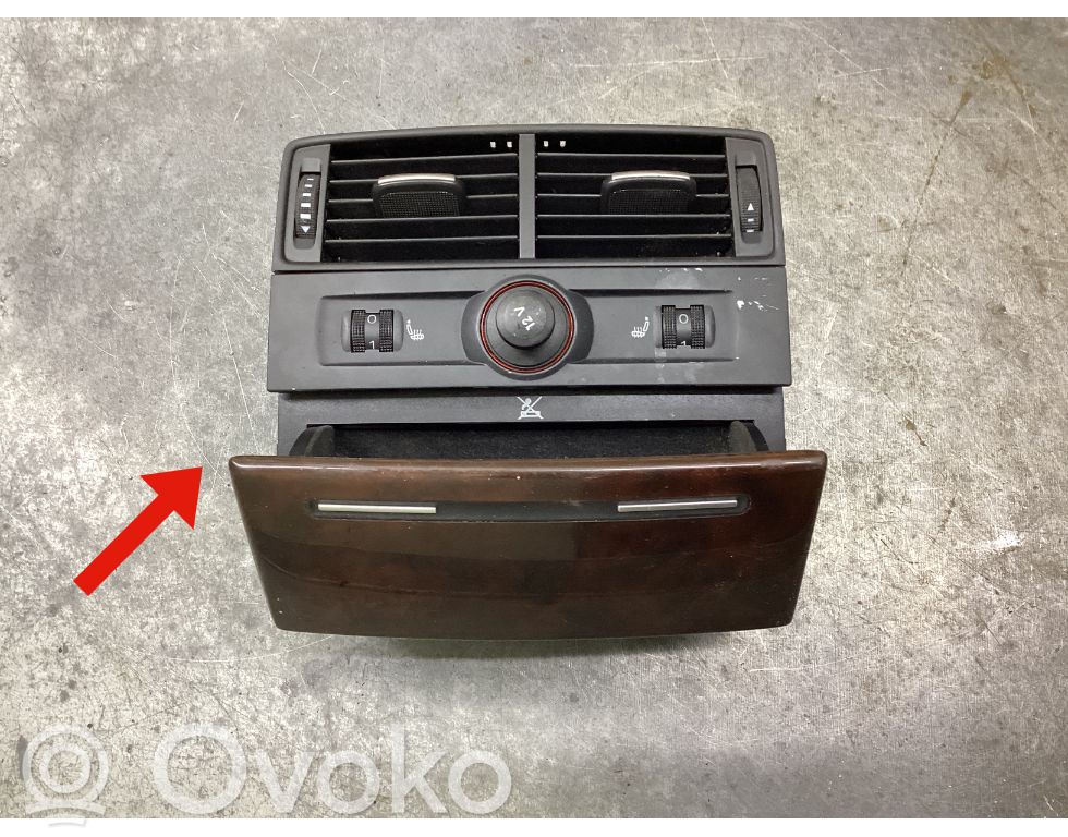 Audi A8 S8 D3 4E Grille d'aération centrale 