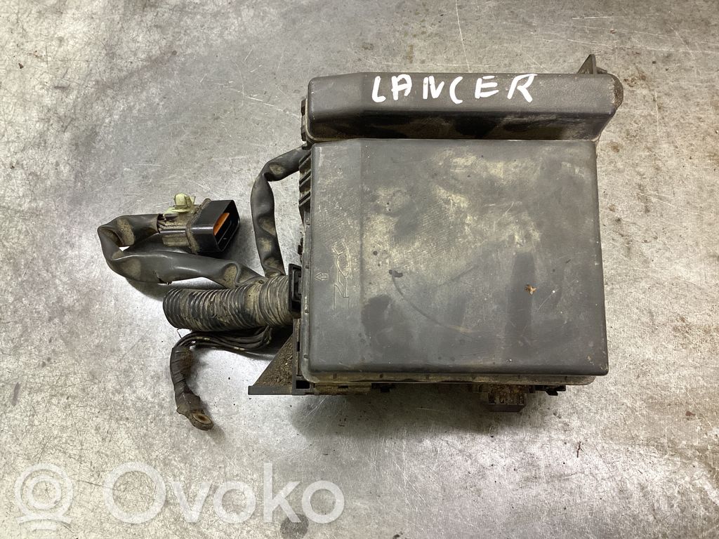 Mitsubishi Lancer Fuse module 
