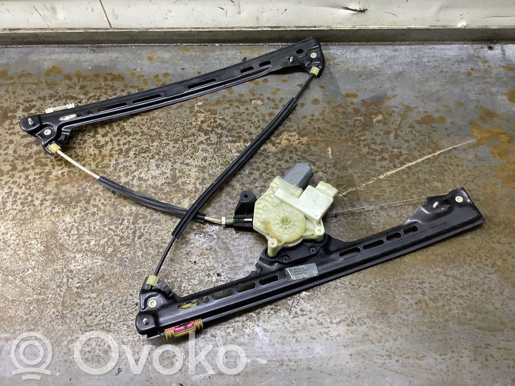 Citroen C4 II Picasso Elektryczny podnośnik szyby drzwi przednich 