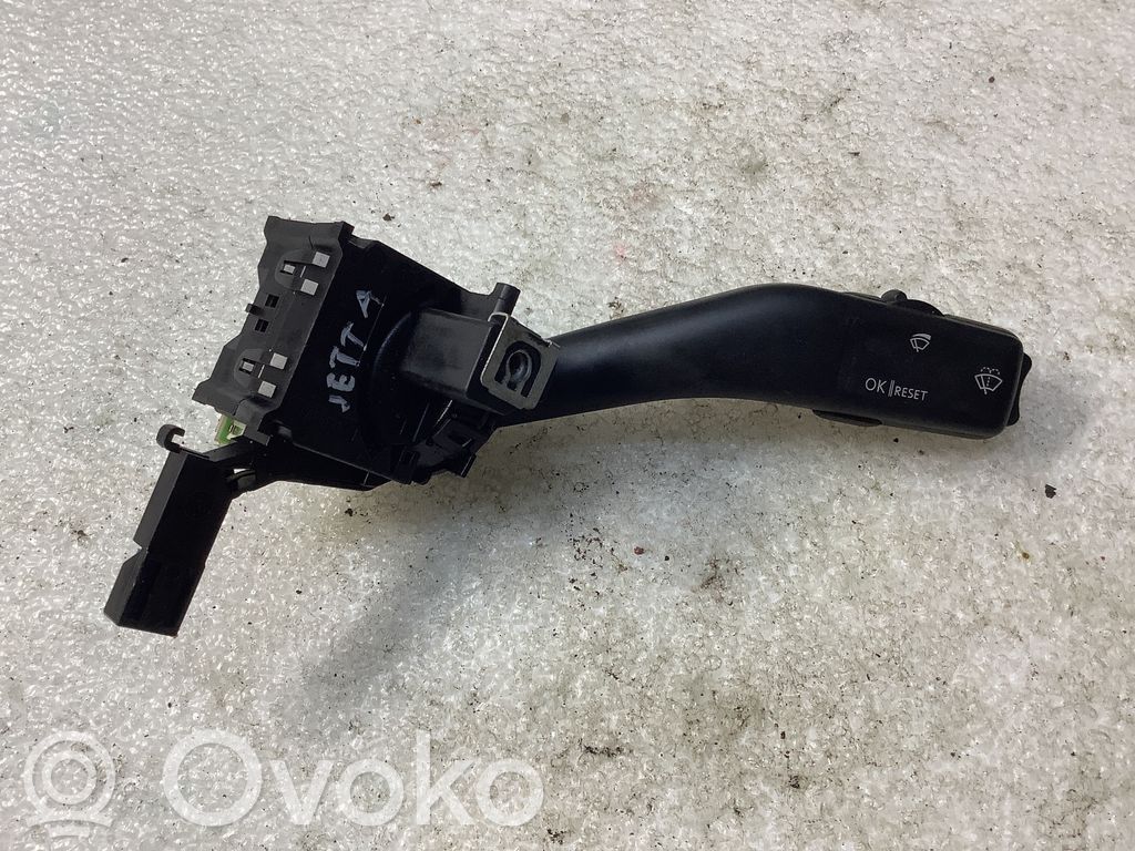Volkswagen Jetta V Manetka / Przełącznik wycieraczek 
