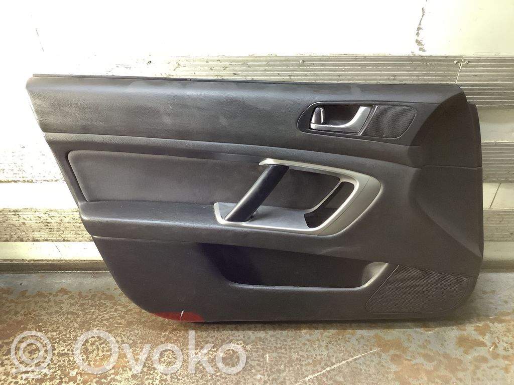 Subaru Outback Etuoven verhoilu 