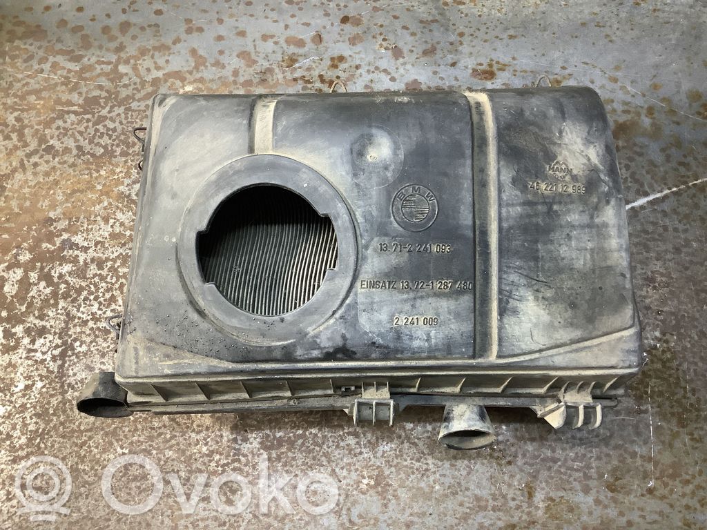 BMW 3 E30 Luftfilterkasten 