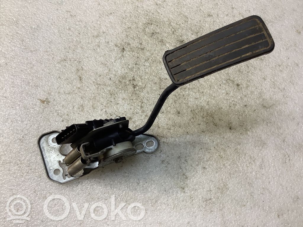 Subaru Outback Kaasupoljin 