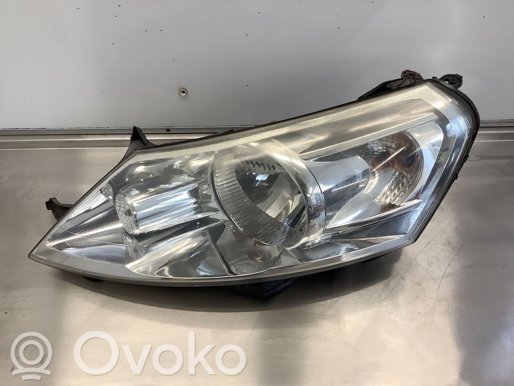 Fiat Scudo Lampa przednia 