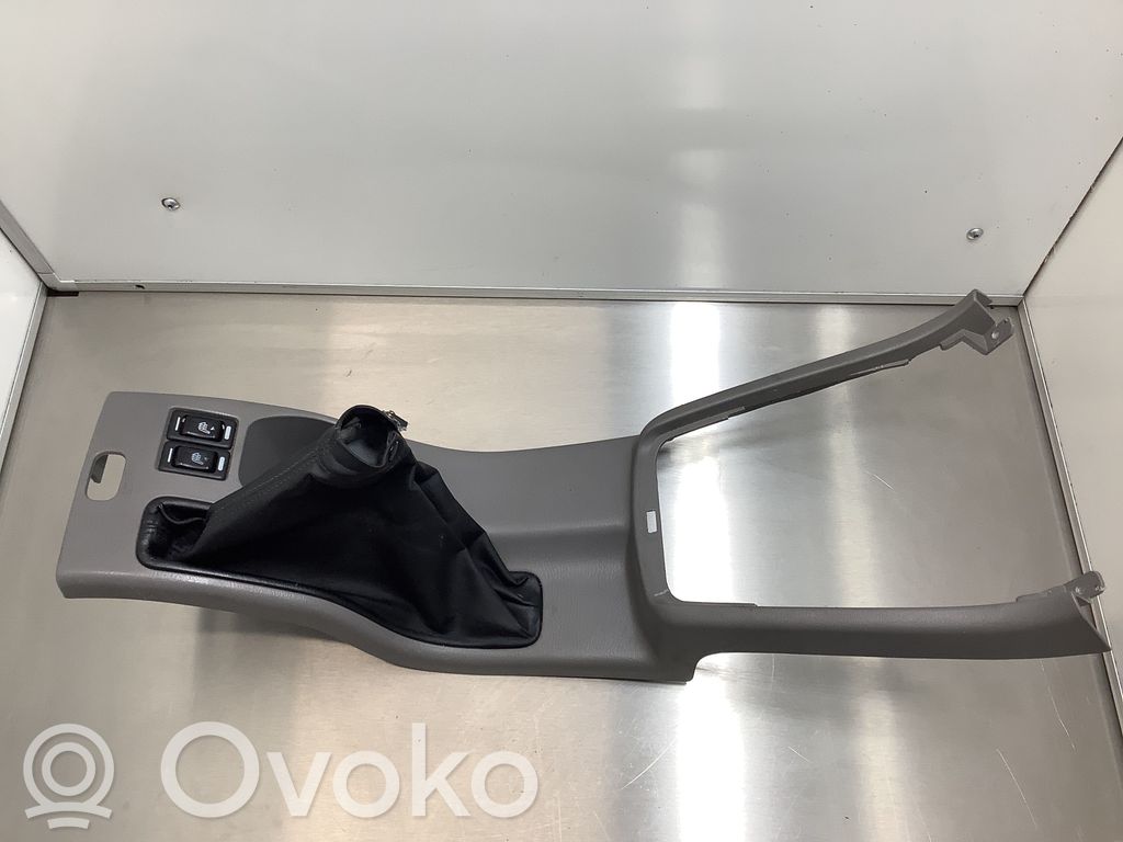 Subaru Forester SG Tunel środkowy 