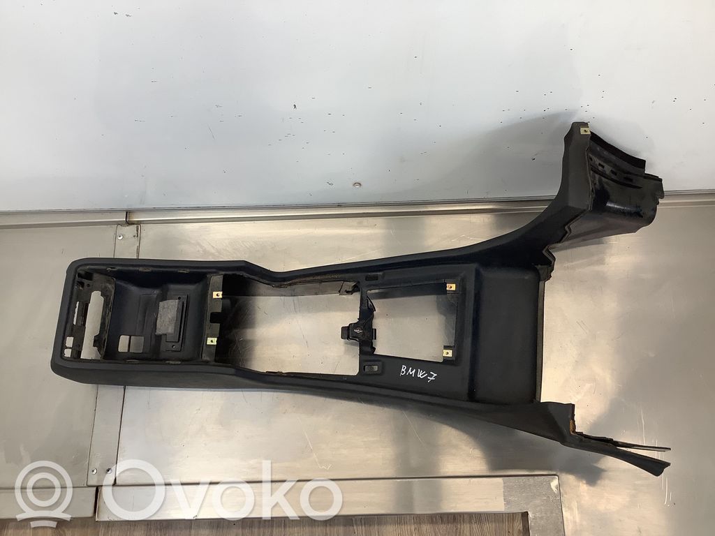 BMW 7 E38 Console centrale 