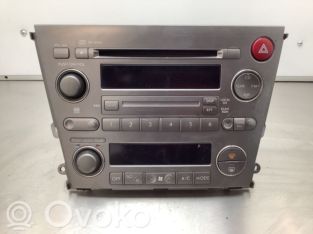 Subaru Legacy Radio/CD/DVD/GPS head unit 