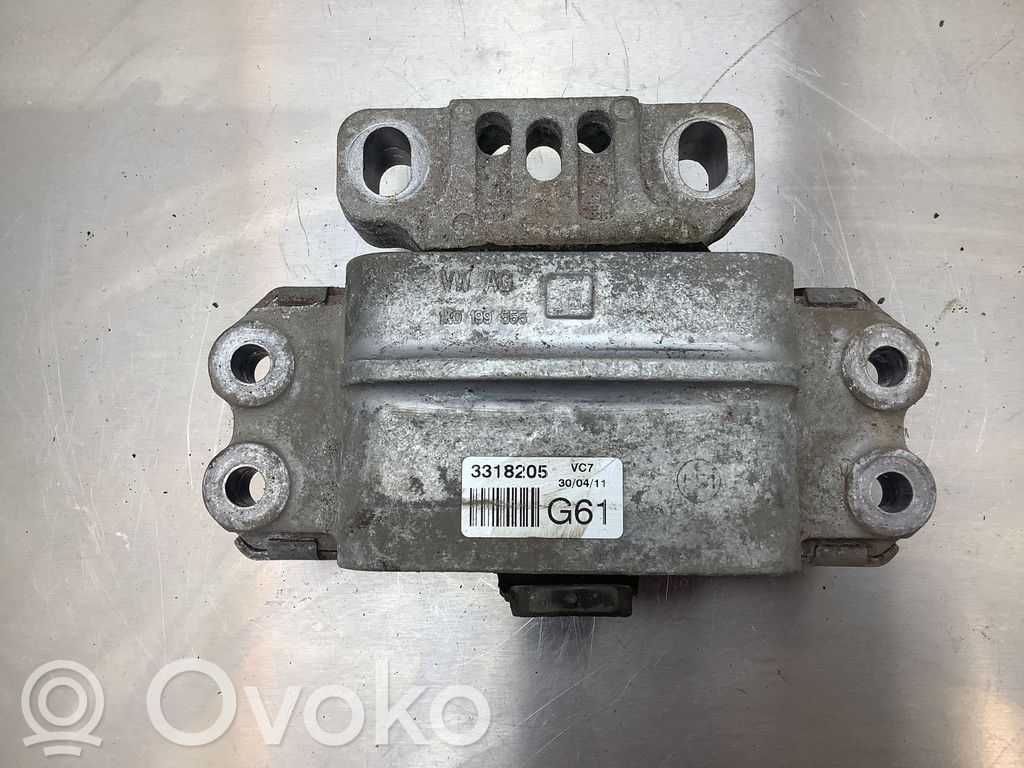 Volkswagen Touran II Dzinēja spilvens 