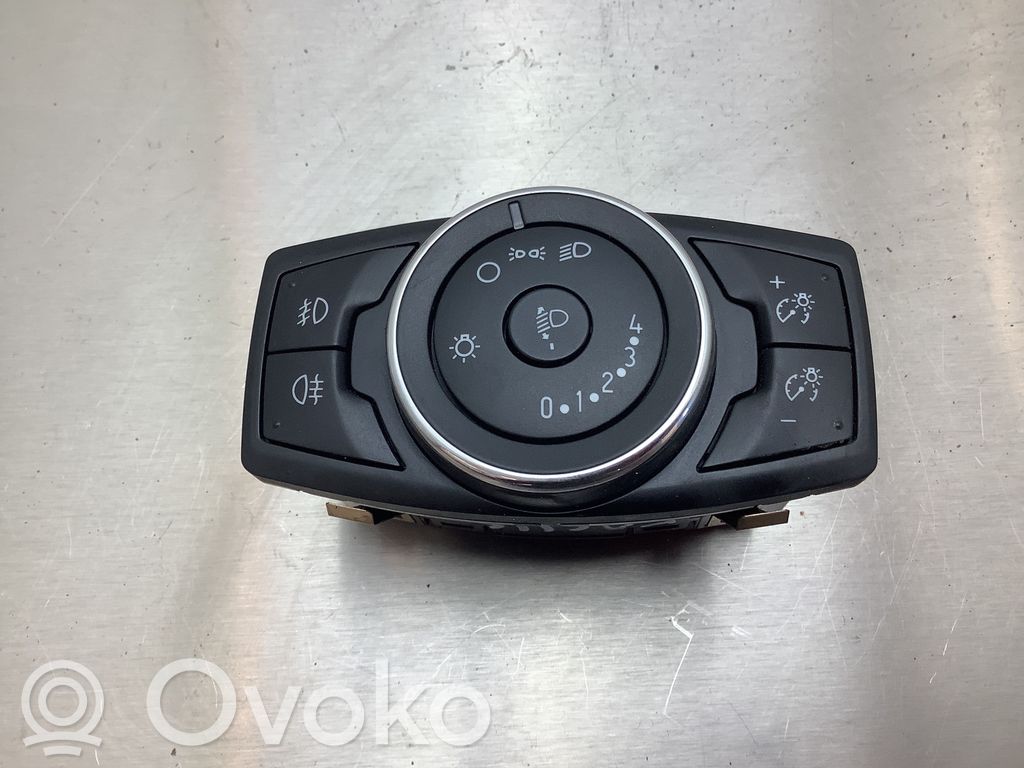 Ford Focus Light switch 