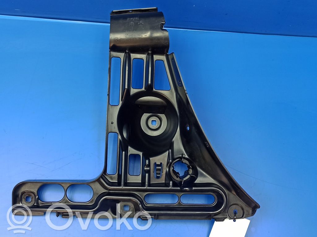 BMW 6 E63 E64 Takapuskurin kannake 