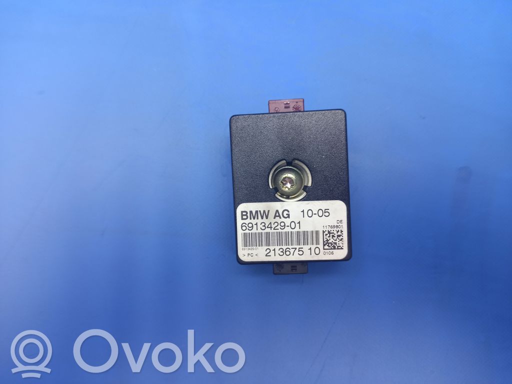 BMW 6 E63 E64 Pystyantennin suodatin 