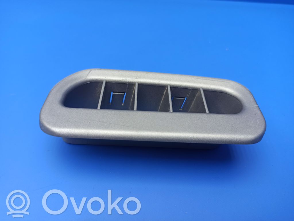 BMW 7 E65 E66 Grille d'aération arrière 