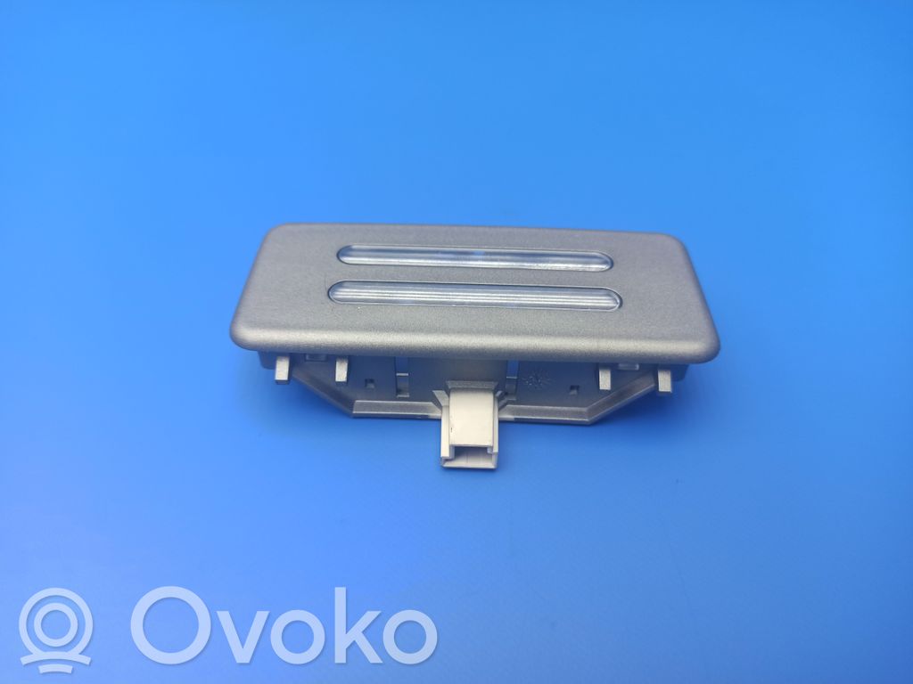 Éclairage lumière plafonnier avant   6902972,15514900,12212000