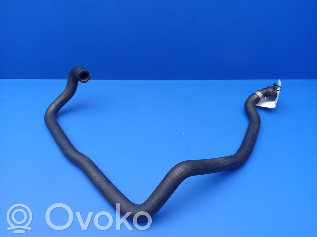 Engine coolant pipe/hose   8377700,15746,11388318,6421837770009