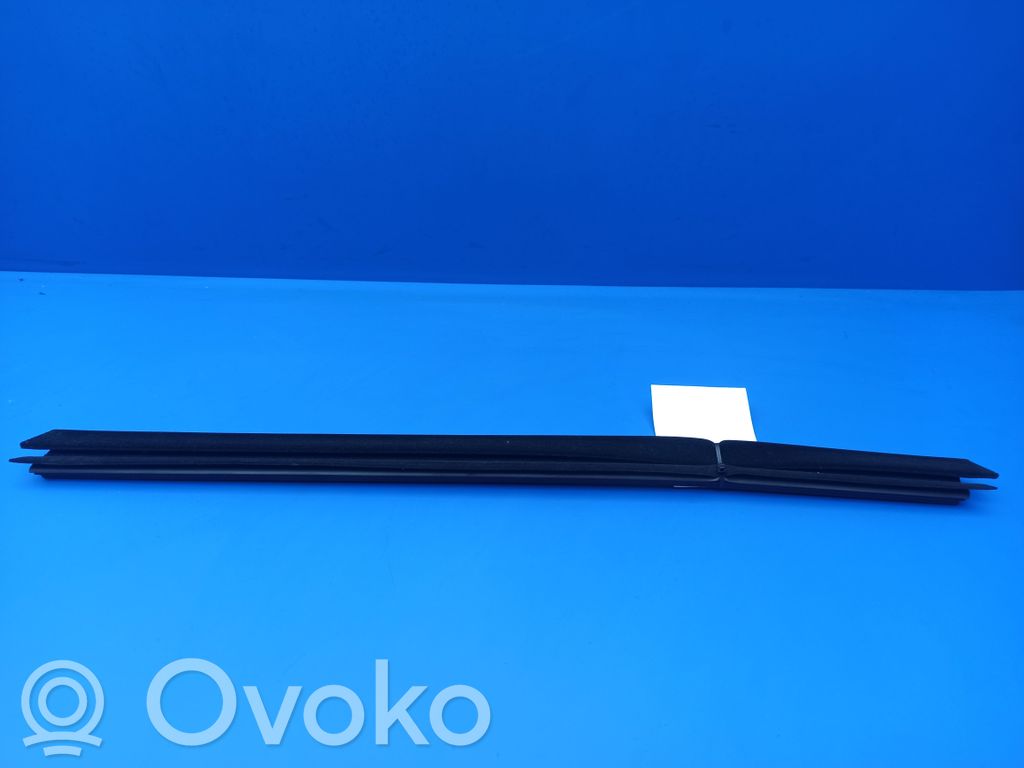 BMW 7 E65 E66 Muu takaoven verhoiluelementti 