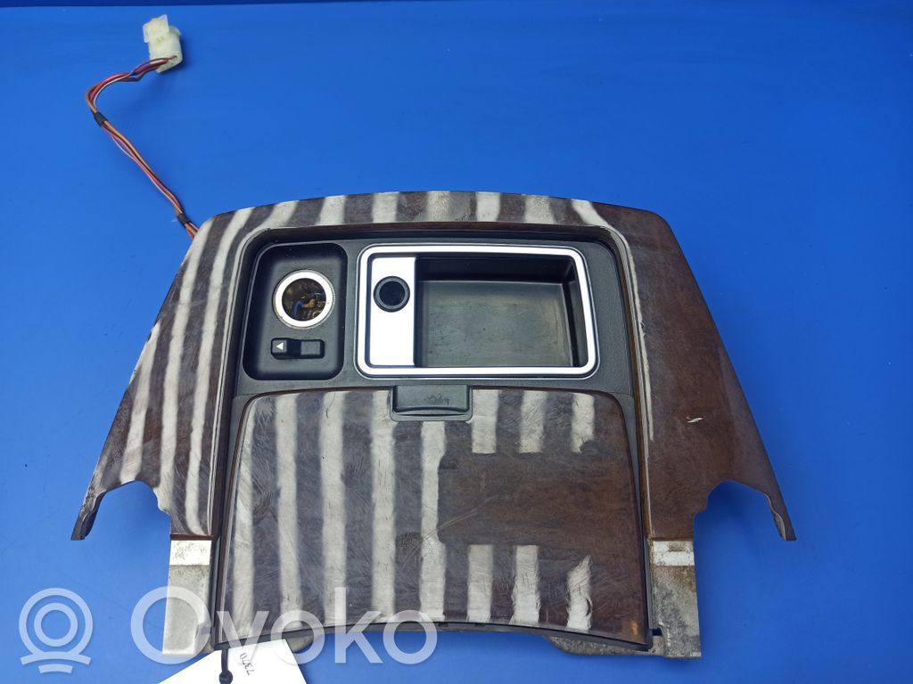BMW 7 E65 E66 Aschenbecher vorne 