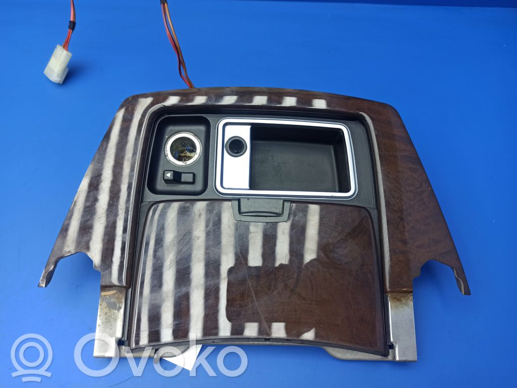 BMW 7 E65 E66 Cendrier avant 