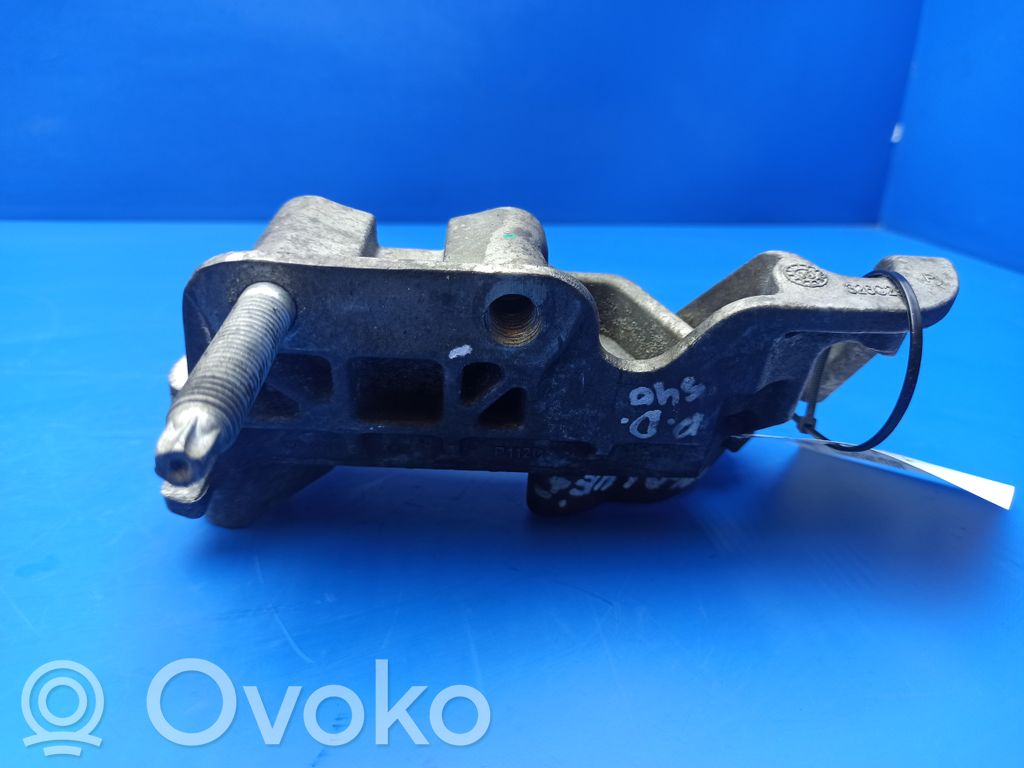Volvo S40 Dzinēja nostiprināšanas stiprinājums-kronšteins 