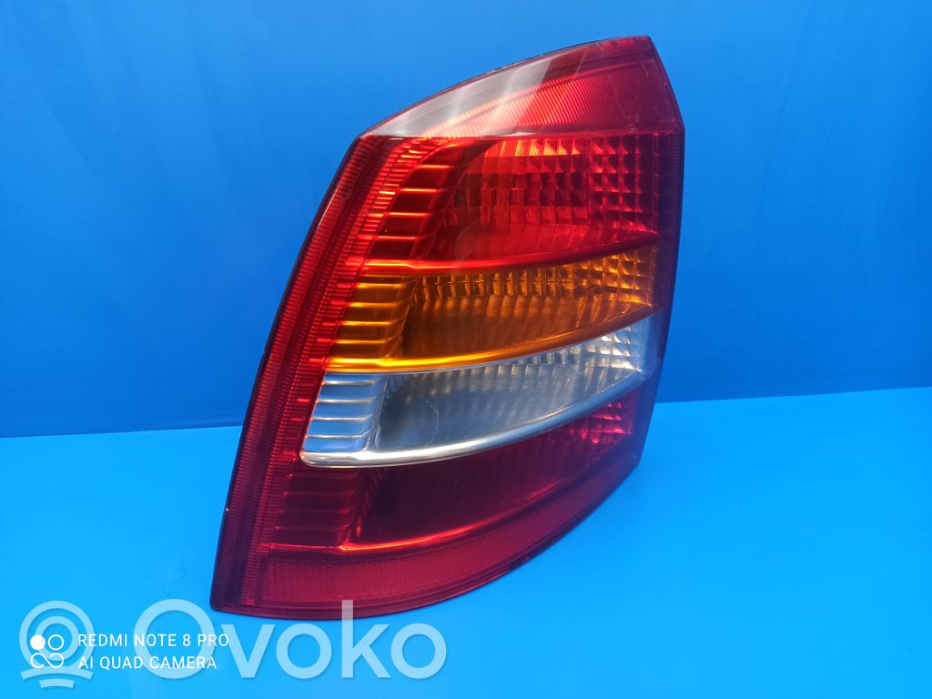 Opel Astra G Lampa tylna 