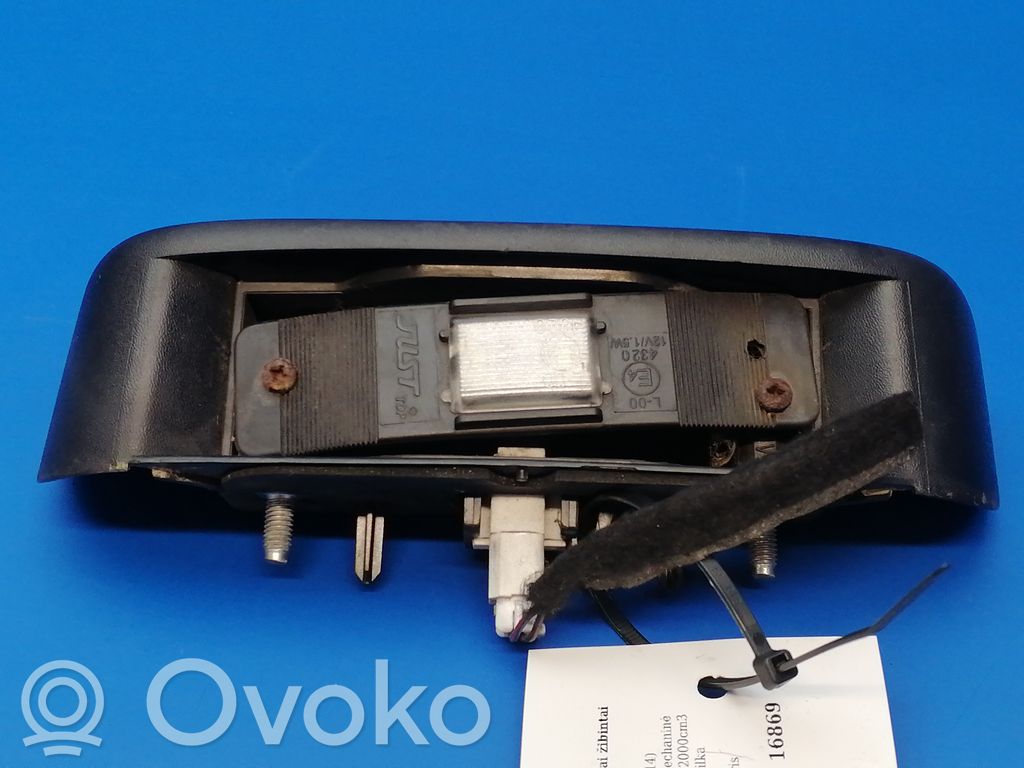 Opel Vivaro Lampa oświetlenia tylnej tablicy rejestracyjnej 