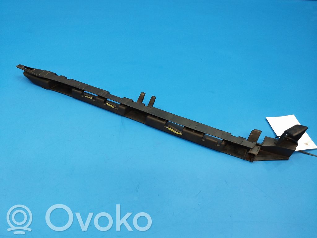 BMW 7 E65 E66 Takapuskurin kannake 