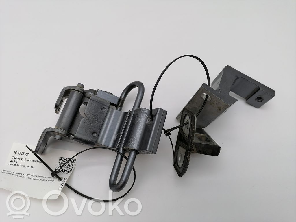 Audi A8 S8 D2 4D Takaoven saranasarja 