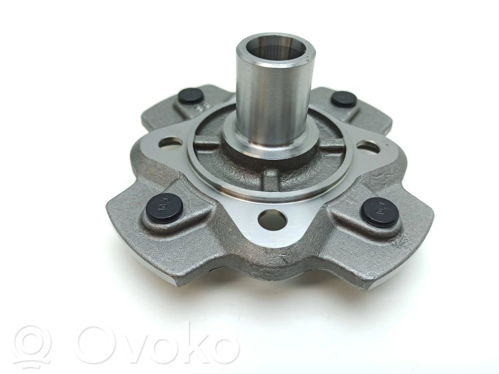 Cubo de rueda delantera   1002645