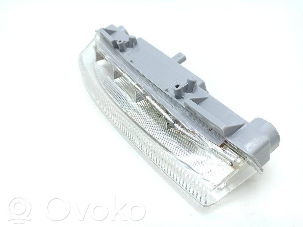Mercedes-Benz E W212 Lampa LED do jazdy dziennej 