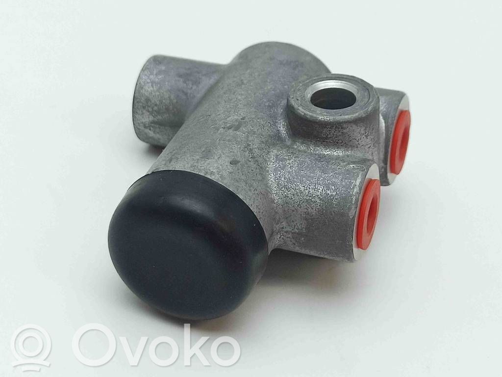 Microcar Virgo Regulator siły hamowania 