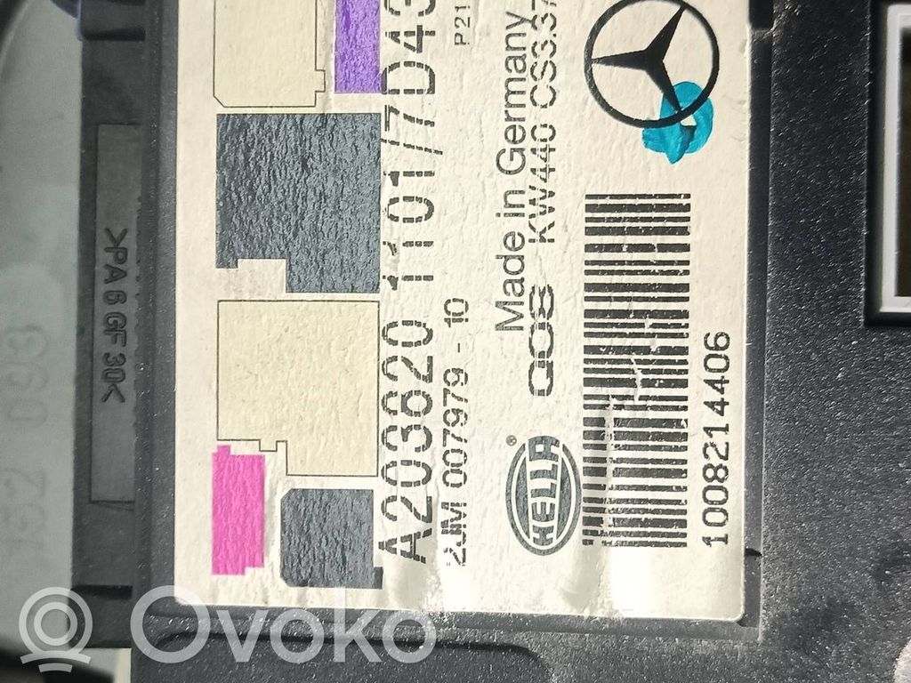 Światło fotela przedniego   A203820,1008214406,2JM00797910
