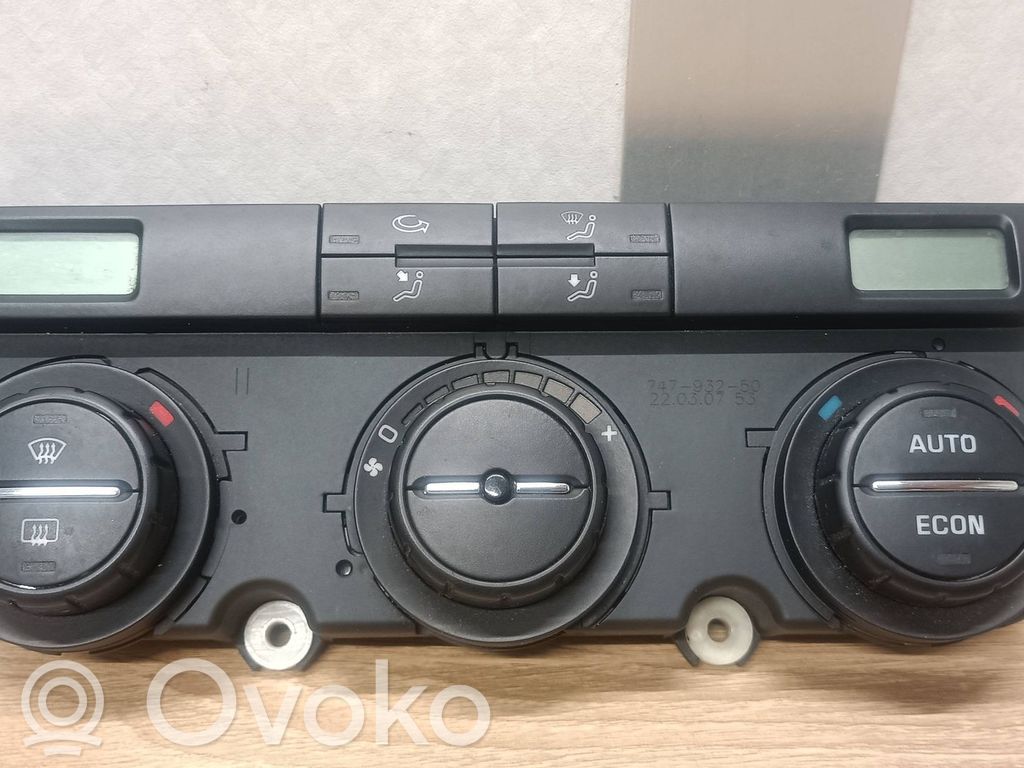Skoda Octavia Mk2 (1Z) Climate control unit 
