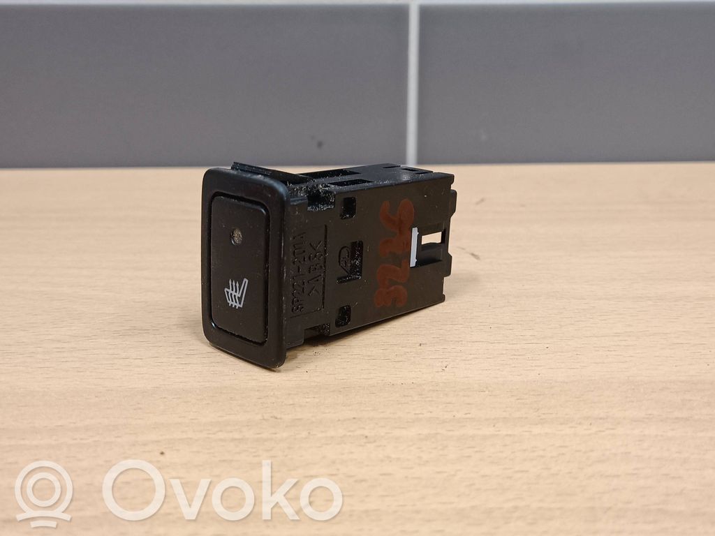 Suzuki SX4 Seat heating switch 