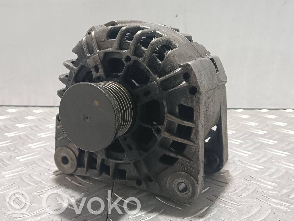 Volvo S40, V40 Generatorius 