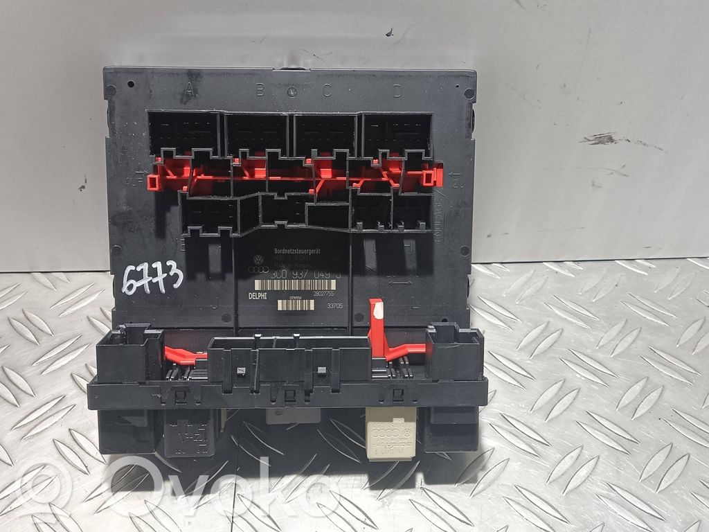 Volkswagen PASSAT B6 Modul confort 