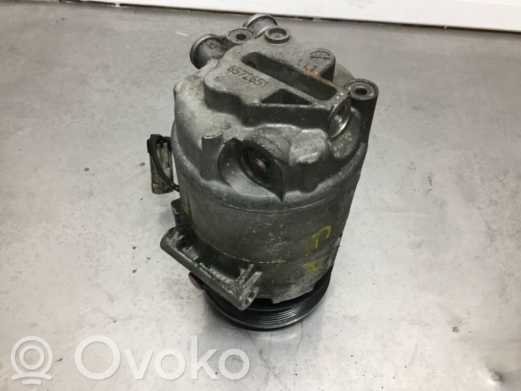 Opel Corsa C Compresor (pompă) aer condiționat (A/C) 