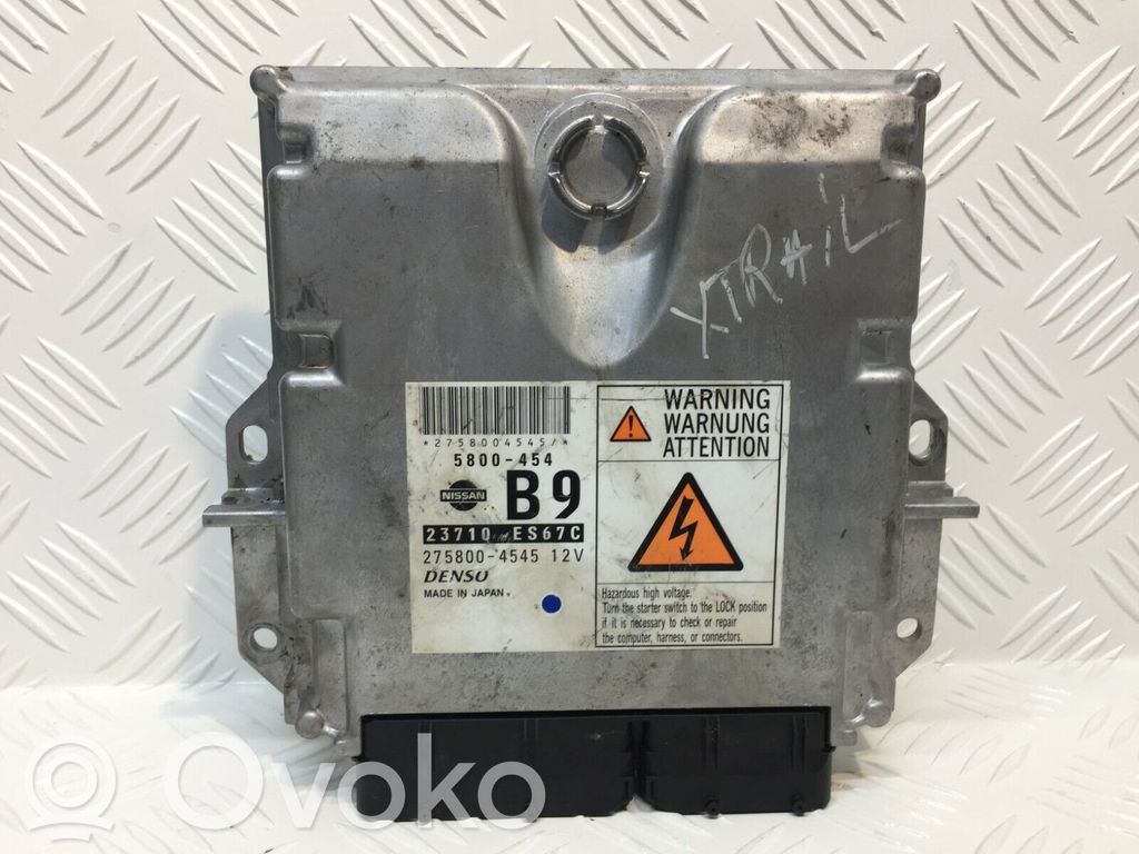 Nissan X-Trail T30 Engine control unit/module ECU 