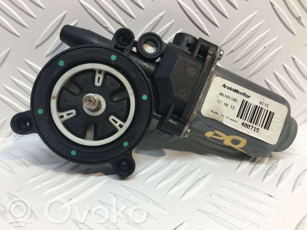 Nissan Primera Front door window regulator motor 