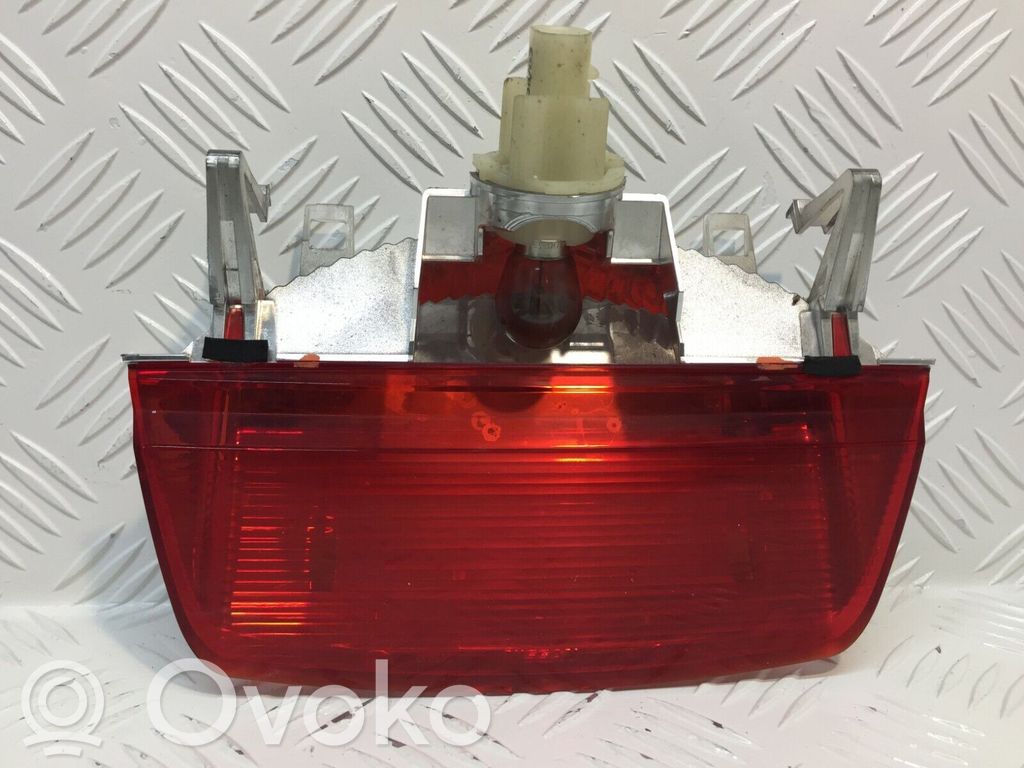 Nissan Micra Third/center stoplight 