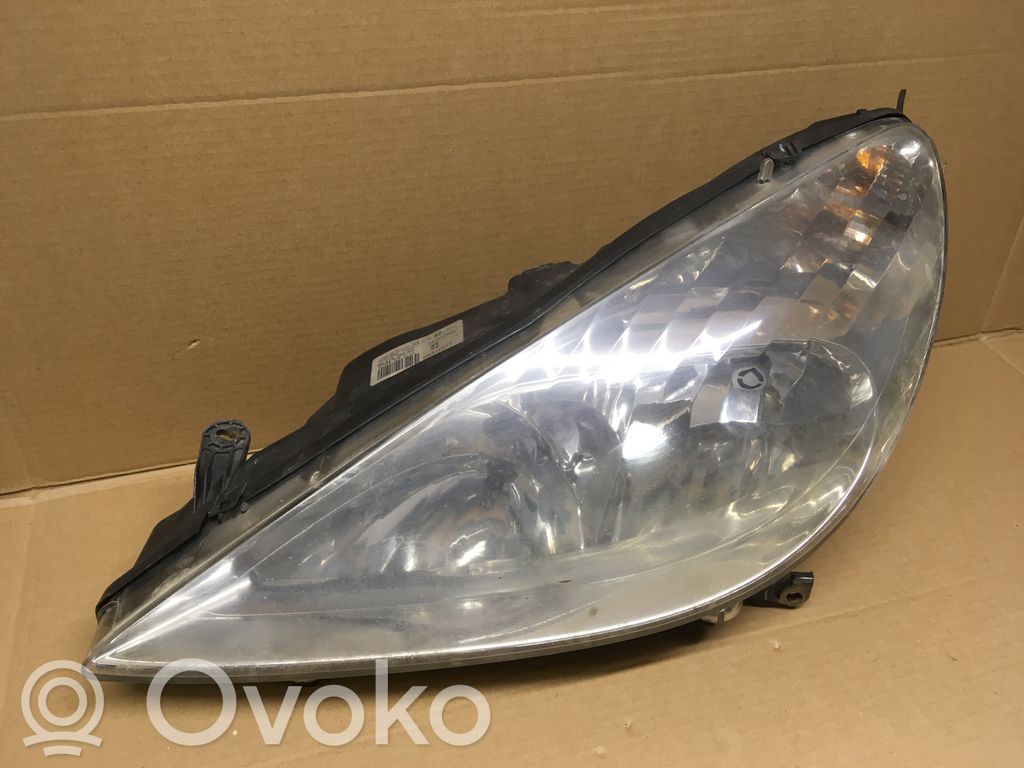 Peugeot 607 Phare frontale 