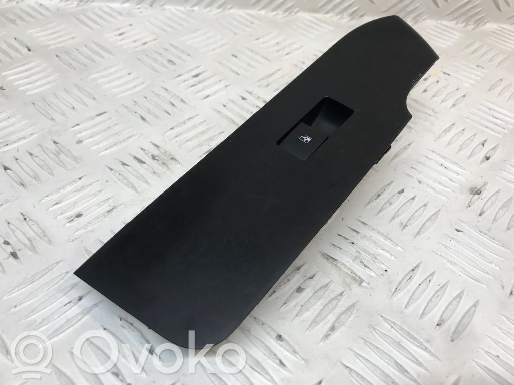 Chevrolet Captiva Electric window control switch 